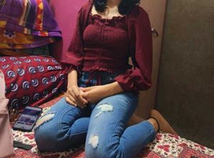 Fashionable Top For Women