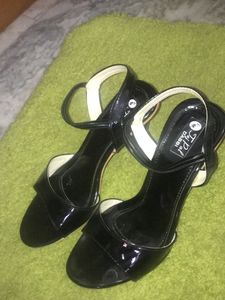 Black Heel Sandals