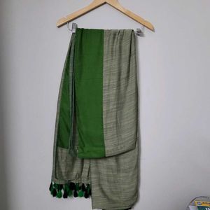 Suta Green Plain Saree Without Blouse
