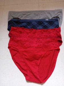 victoria's secrets panties - Set of 4