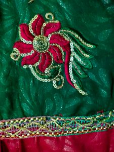 Maroon &amp; Dark Green Kurti Set
