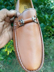 Men&#39;s Tan Leather Loafers