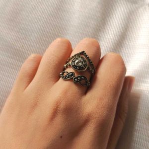 🆕 Queen Vintage Ring Set