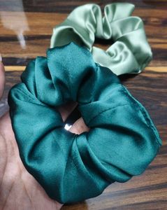 Silk Scrunchie Set (Green)