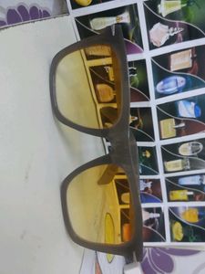 Stylish 🕶️ 😎 🆕 550 for 2 sunglasses