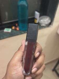 Lipstick - Deep Red Shade