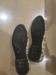 Embroidered Floral Loafers