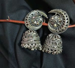 Silver Jhumka Earrings