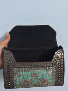 Ethnic Clutch