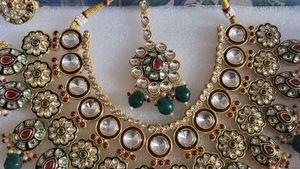 Bridal  Heavy Jewellery In Kundan with Accessories