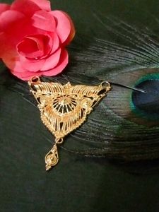 Gold Finish Pendant locket,city primium