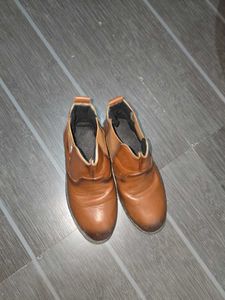 Brown Leather Chelsea Boots