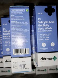 The Derma Co 1% Salicylic Acid Gel Daily Face Wash