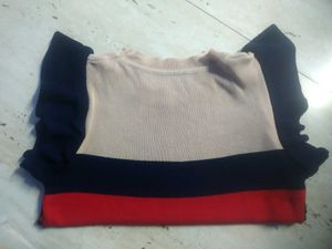 I&#39;m Selling Beautiful Sleevless Top