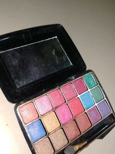 Eye Shadow Plate