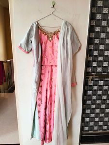 Ethinic Gown ,Indian Anar Kali With Etech Koti
