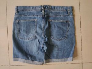 DENIM SHORTS- OLD NAVY USA