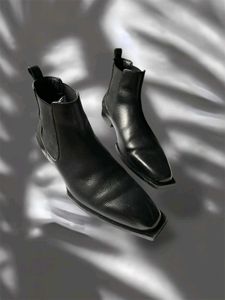 Black Leather Chelsea Boots