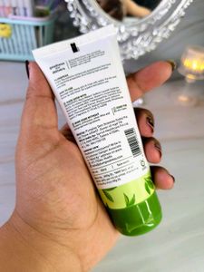 Plum Green Tea Face Wash