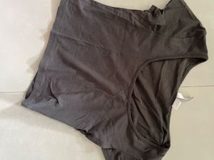 Cropped Tee