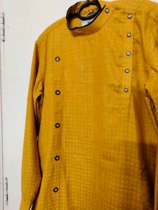 Manyavar Men&#39;s Blended Viscose Checkered