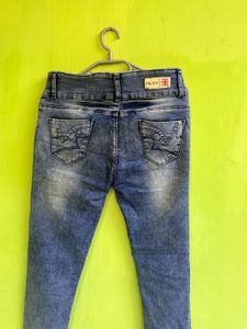 Damage Jeans For Women || New Condition ||
