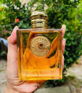 Burberry goddess 100 mL