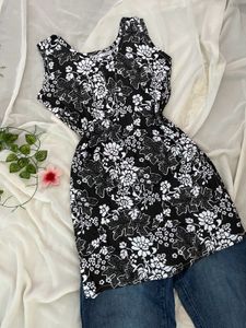 🌸 Black Kurti 🌸