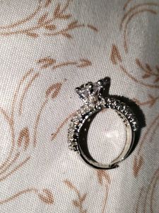 Sparkling Silver Ring
