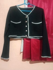 Black Tweed Cropped Cardigan