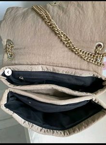 PARFOIS BRANDED SLING BAG