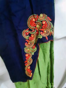 Nevy Blue And Green Kurti With Handwork. Xl Size.