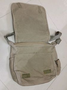 Side Shoulder Bag.