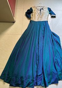 ETHNIC GOWN DEGINER