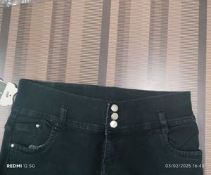 G-30 : Size-32 (Sale) Latest Ladies high waist Jea