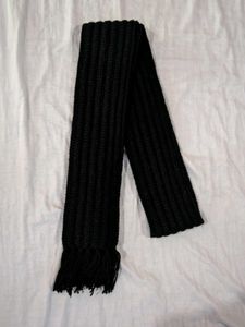 Classic Black handmade crochet Scarf/Muffler