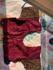 Stunning Embroidered Saree With Blouse