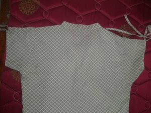 Checkered Women&#39;s Top