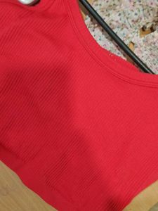 red solid tank top