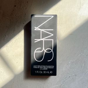 NARS Light Reflecting Foundation