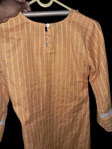 Vintage-Inspired Orange Tunic