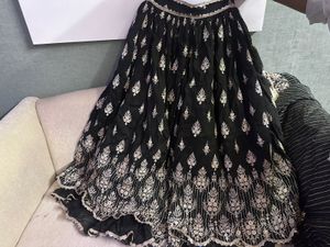 Mulmul Black lehanga