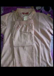 Pakistani Style Kurta Set.
