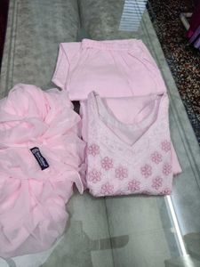 Chikankari kurta set