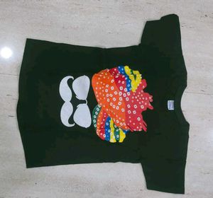 Graphic Print Tee Black