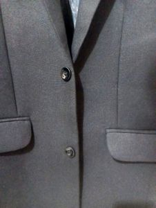 BLACK FORMAL BLAZER