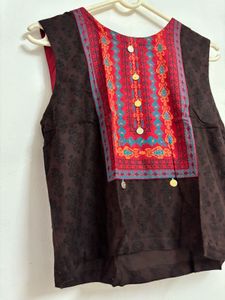 Brown Sleeveless Top with Embroidery M Size