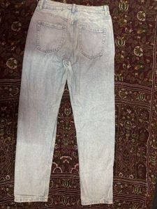 combo of Mom jeans 2 crop T-shirt 👕