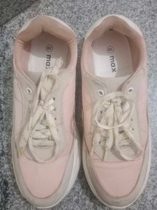 Sneaker