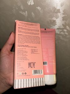 dot and key face wash , sunscreen